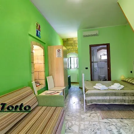 Eraclio Bed & Breakfast 3*